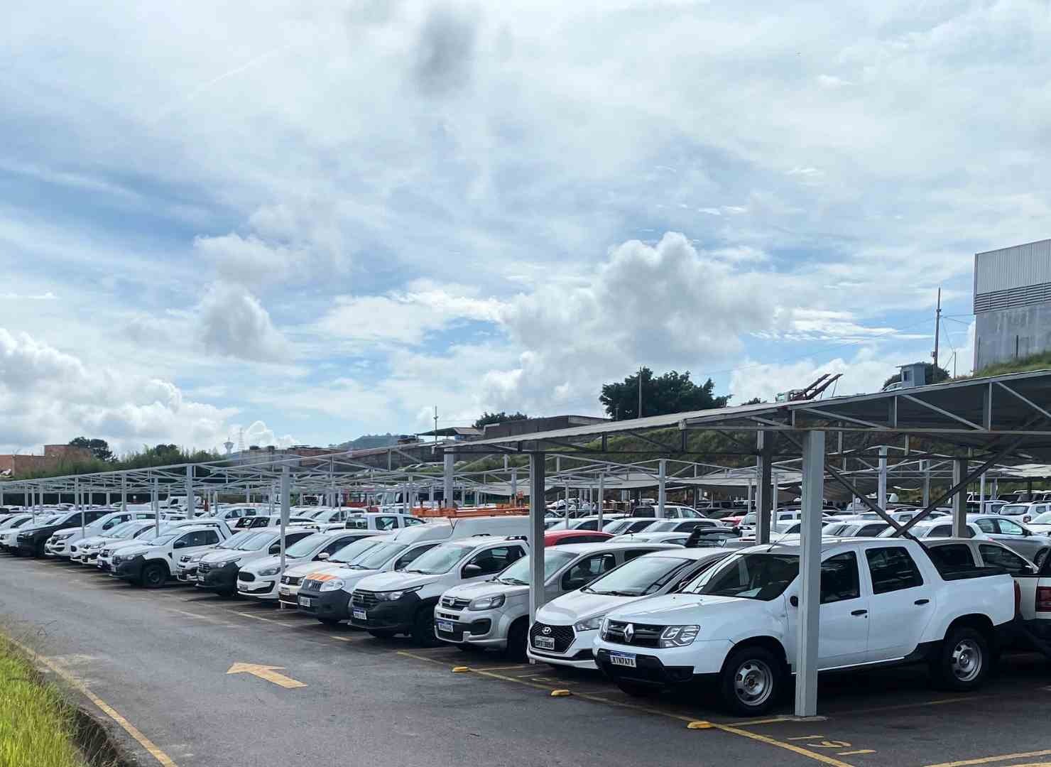A importância do cadastro no RENAVE para lojas de veículos